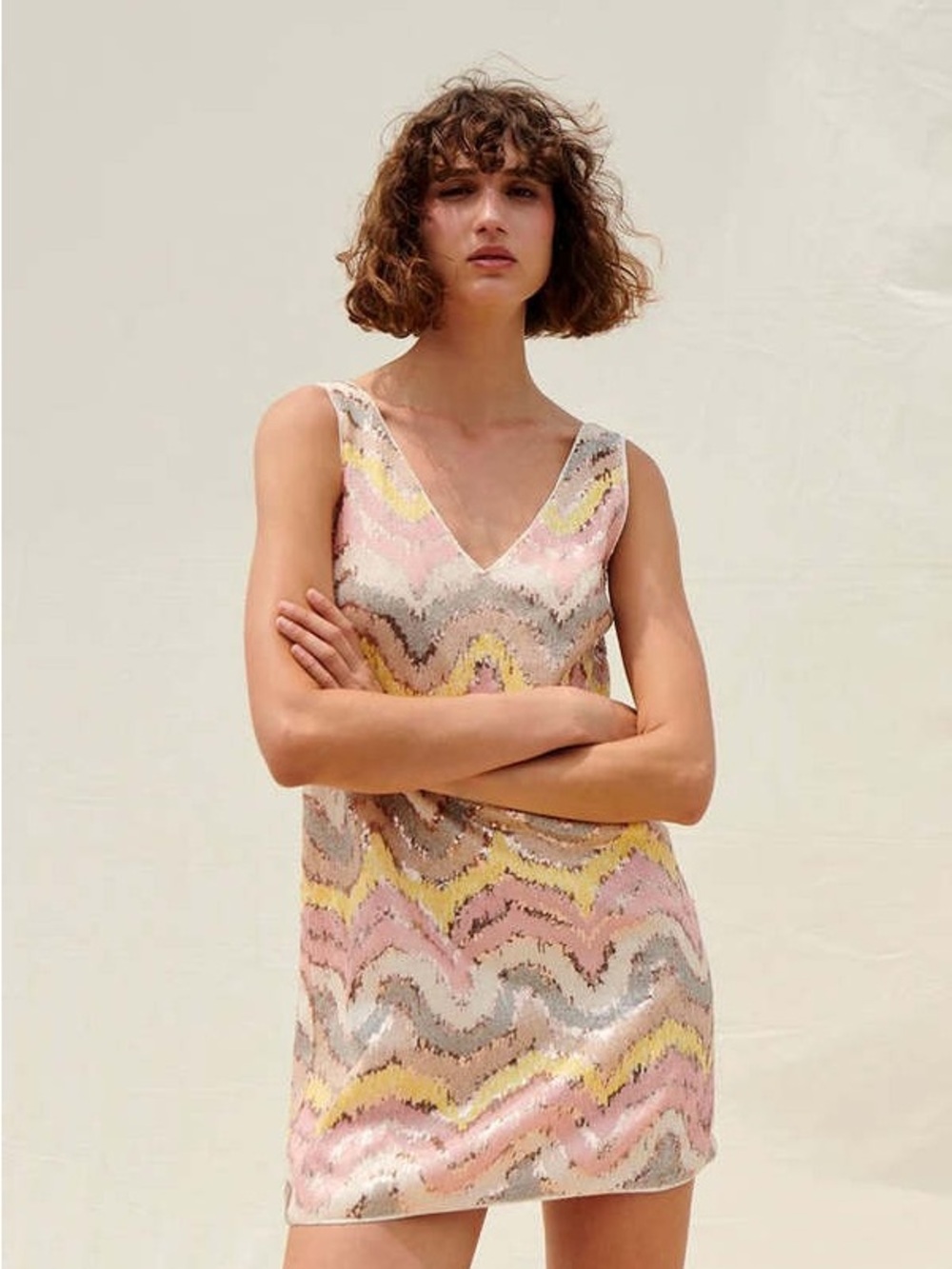 Saylor Dorah Sequin Mini Shift Dress in Sand Size X-Small Party Boho